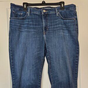 Levi Strauss 311 Shaping Skinny Capri Womens 18W Dark Wash Stretch